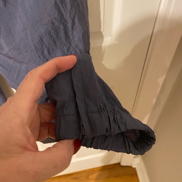 Nike Men's Dark Blue Joggers
See measurements in pics - Picture 3 of 7